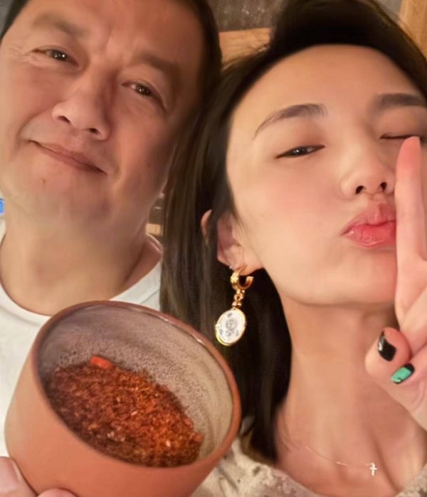 168股票配资平台 海哈金喜回应复婚：“都是夏夏的父母，咋能不联系？”